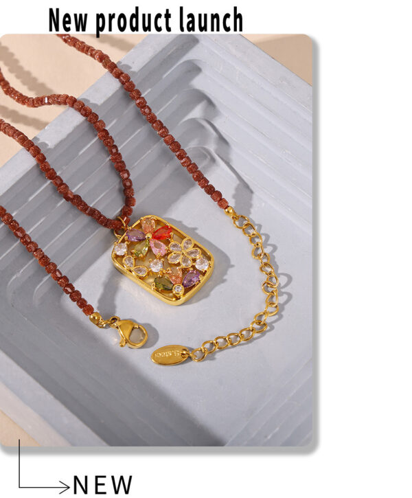 Luxury Natural Stone Handmade Sugar Cube Clavicle Necklace - Image 2
