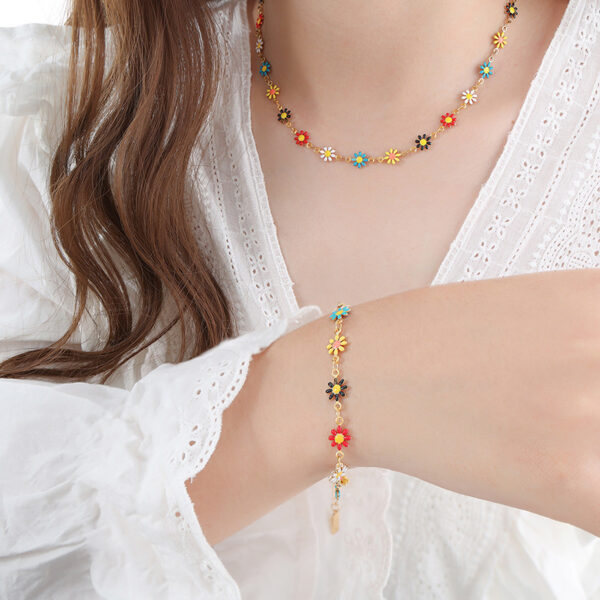 Daisy Bracelet - Image 3