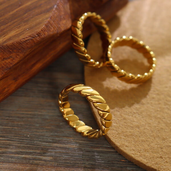 Geometric Circle Ring - Image 3